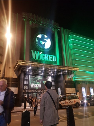 여행지에서 뮤지컬